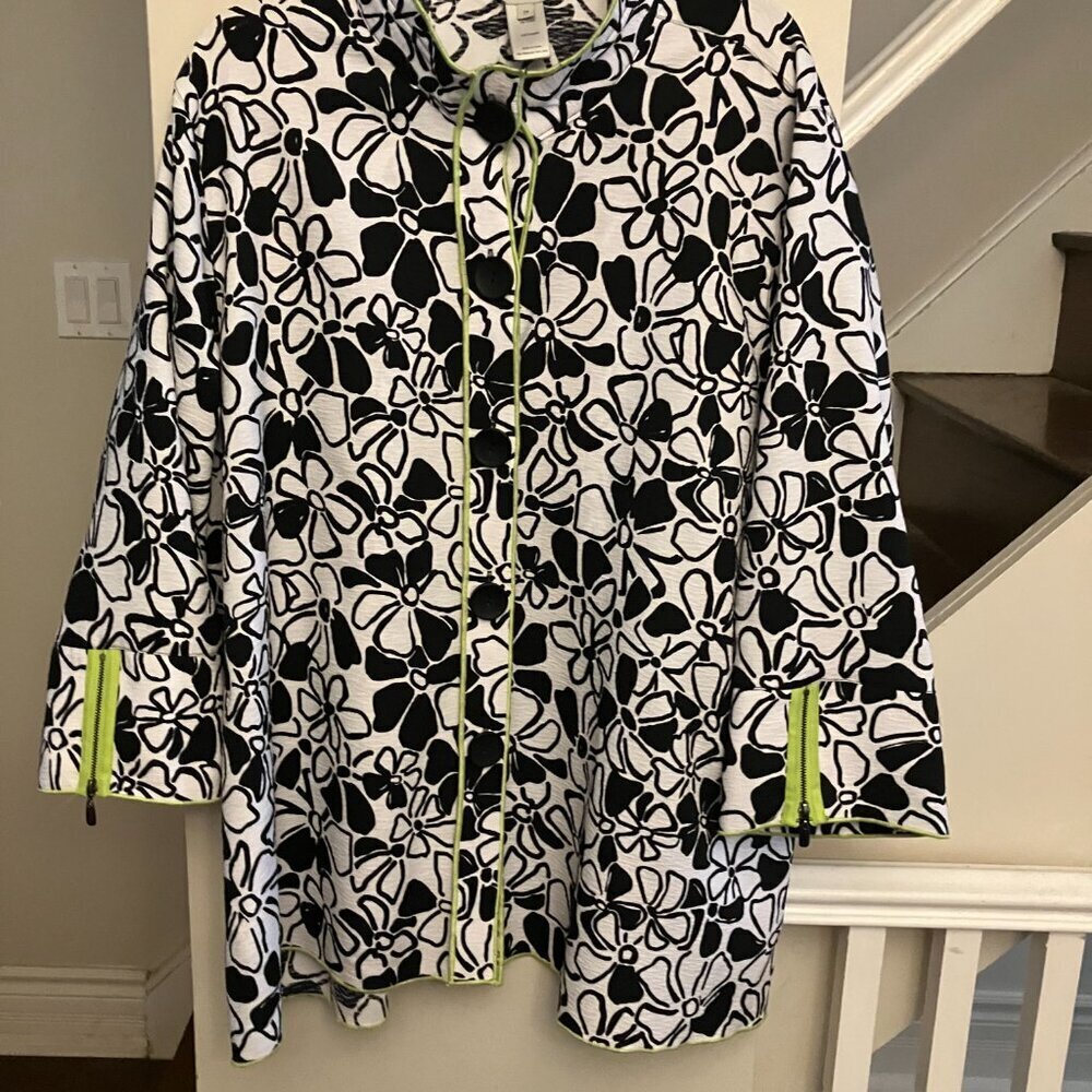 Multiples Black and White Floral Jacket with Lime Trim